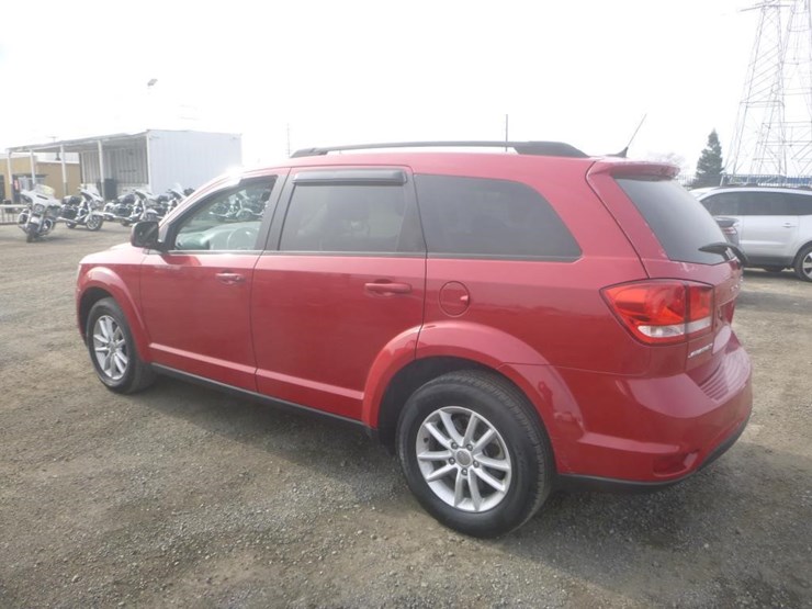 2015-dodge-journey-image-4