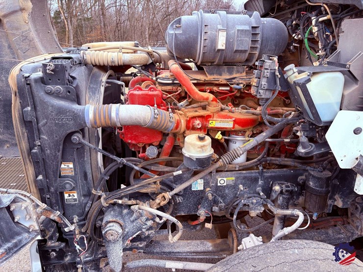 2016-kenworth-t800-image-53