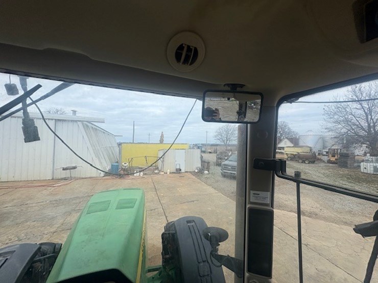 john-deere-8320r-image-70