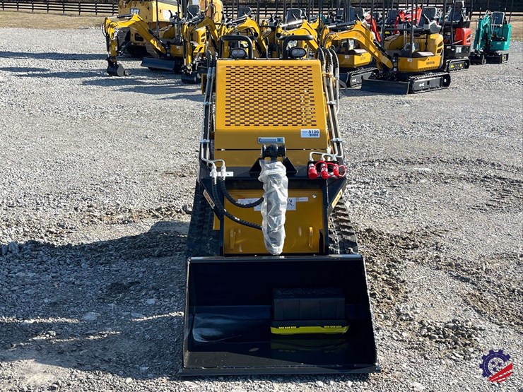 2026-agt-mx-mrt14-compact-track-loader-mini-skid-steer-image-11