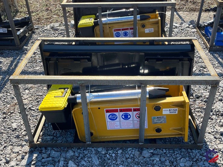 2026-agt-sshh680-skid-steer-breaker-attachment-image-3