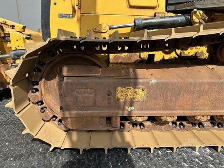 2013-caterpillar-d5k2-lgp-image-16