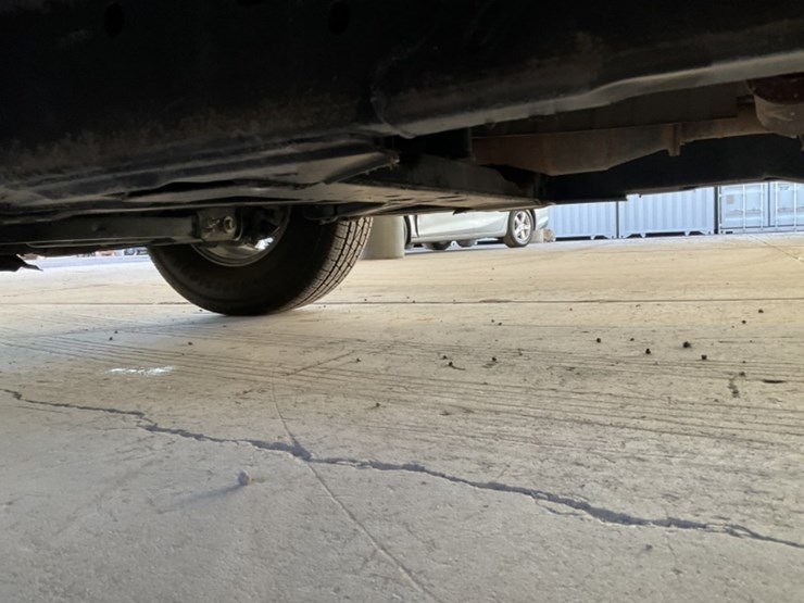 2015-nissan-frontier-image-24