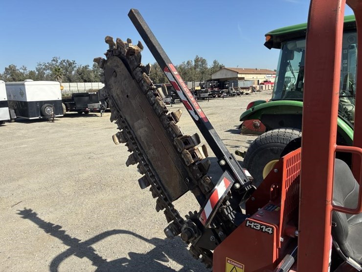 2006-ditch-witch-rt40-image-11