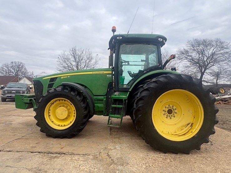 john-deere-8320r-image-25