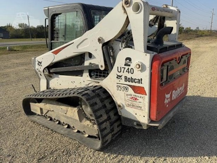 2022-bobcat-t770-image-3