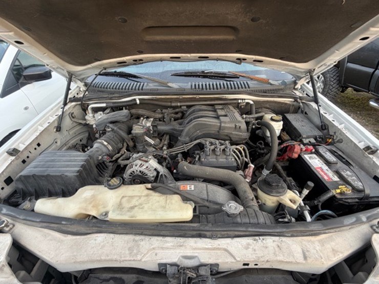 2011-ford-explorer-image-49