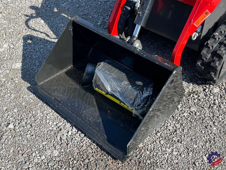 2026-agt-ysrt14-skid-steer-loader-attachment-image-15