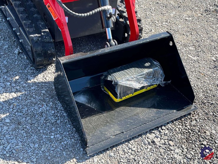 2026-agt-ysrt14-skid-steer-loader-attachment-image-14