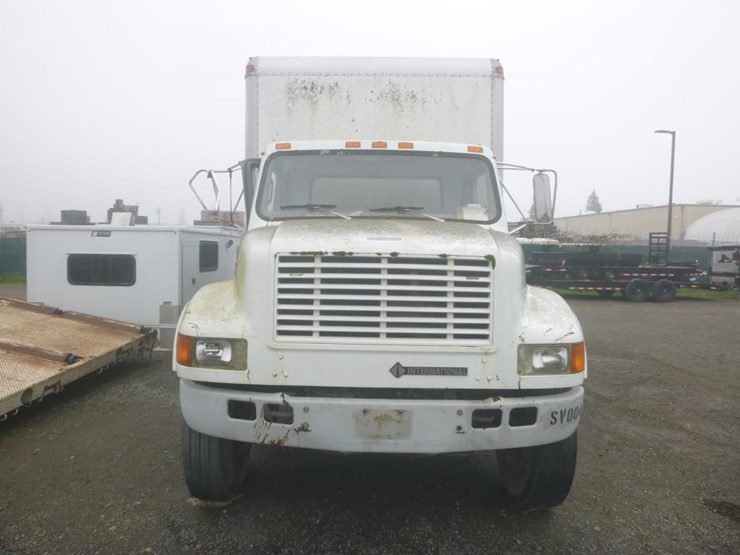 1997-international-4700-image-8