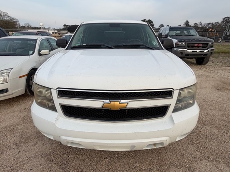 2012-chevrolet-tahoe-image-5