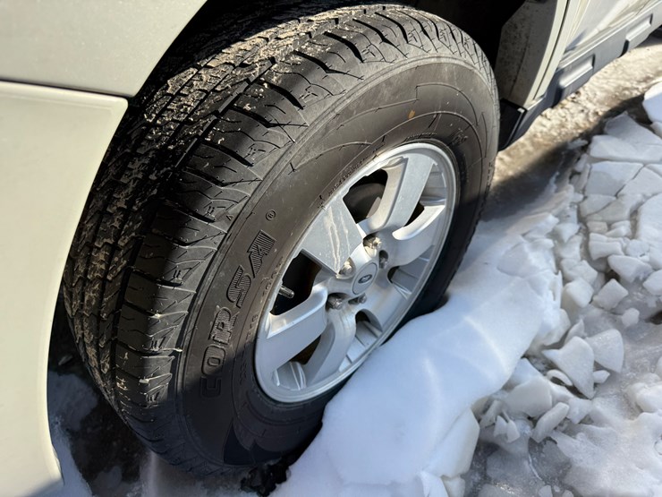 2009-ford-escape-image-13