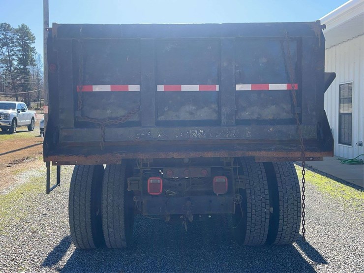 2005-international-durastar-4300-image-5