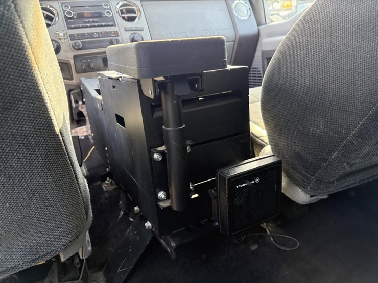 2011-ford-f250-image-19