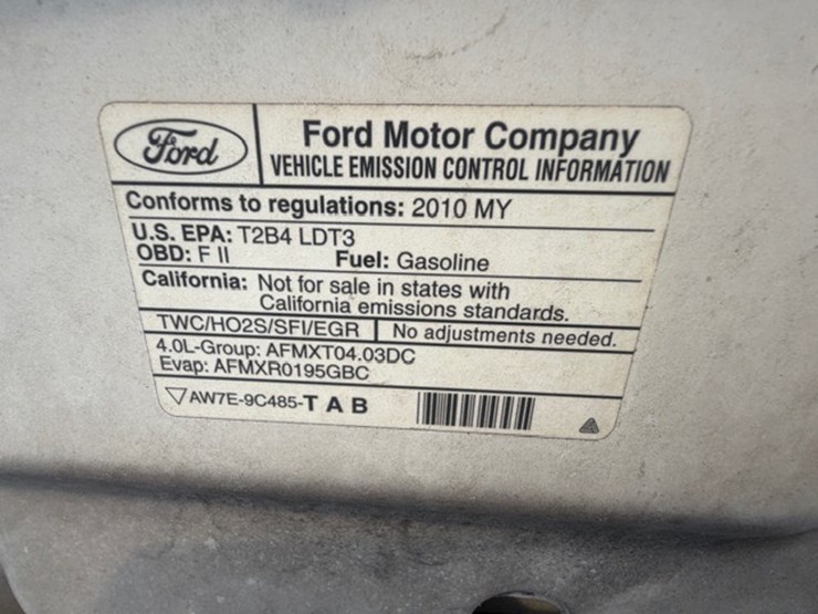 2011-ford-explorer-image-60