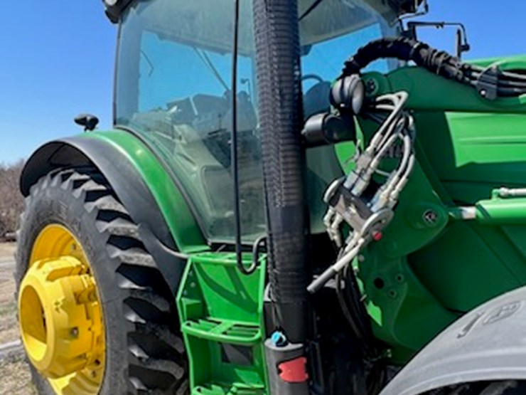 2015-john-deere-6150r-image-8