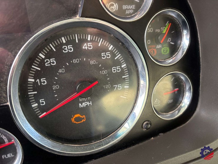 2019-kenworth-t880-image-65