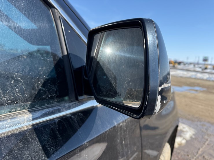 2015-chevrolet-tahoe-image-14