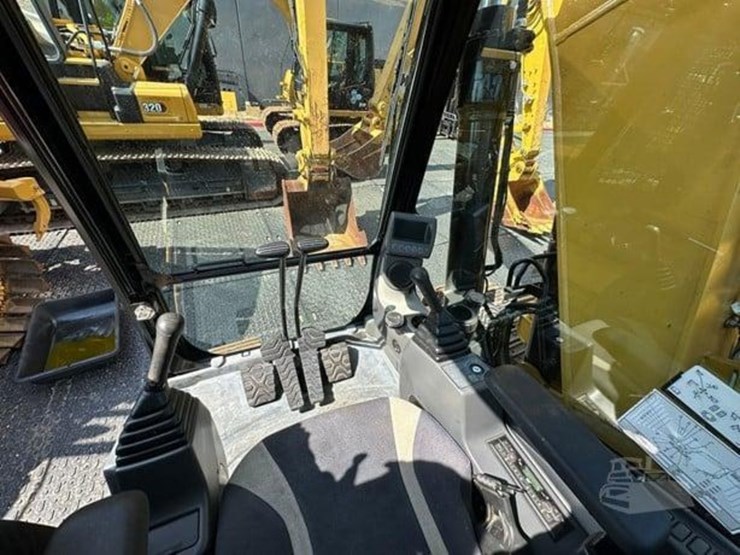 2019-caterpillar-312fgc-image-16