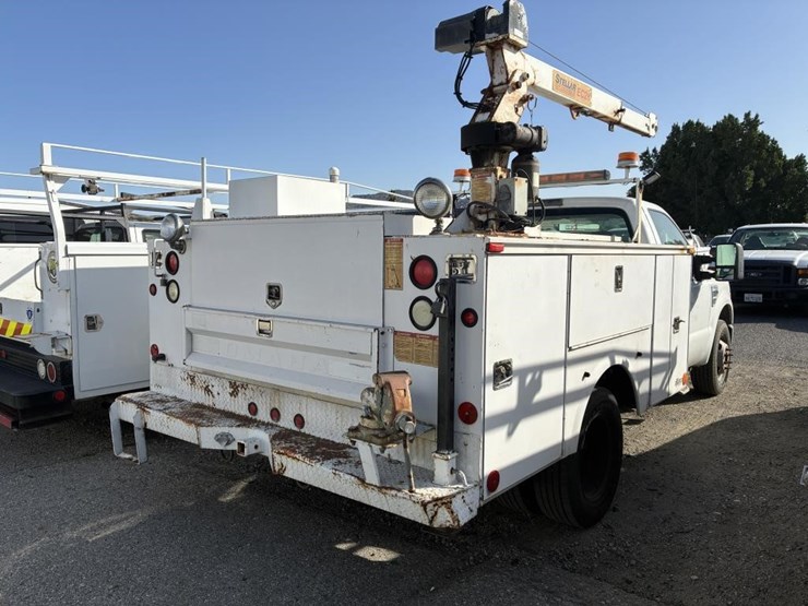 2008-ford-f350-image-3