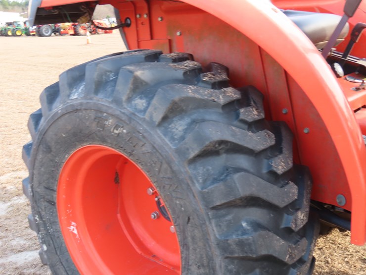 2014-kubota-l3901-image-6