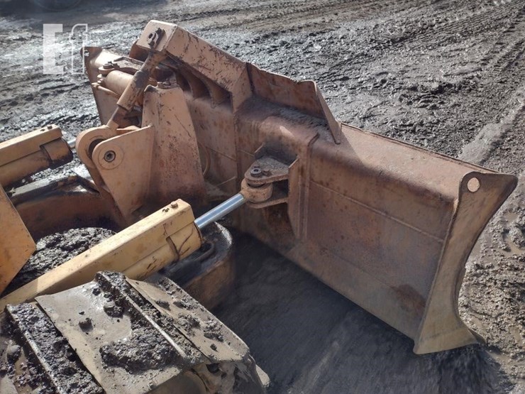 komatsu-d31a-17-image-16