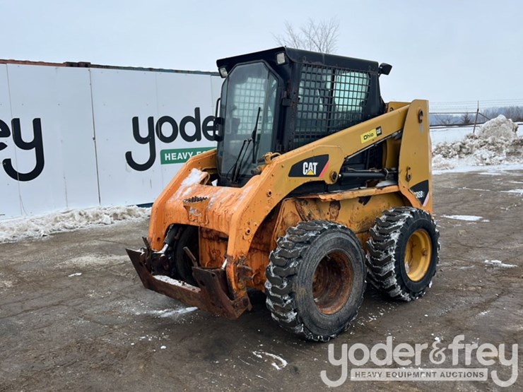 2011-caterpillar-236b3-image-1