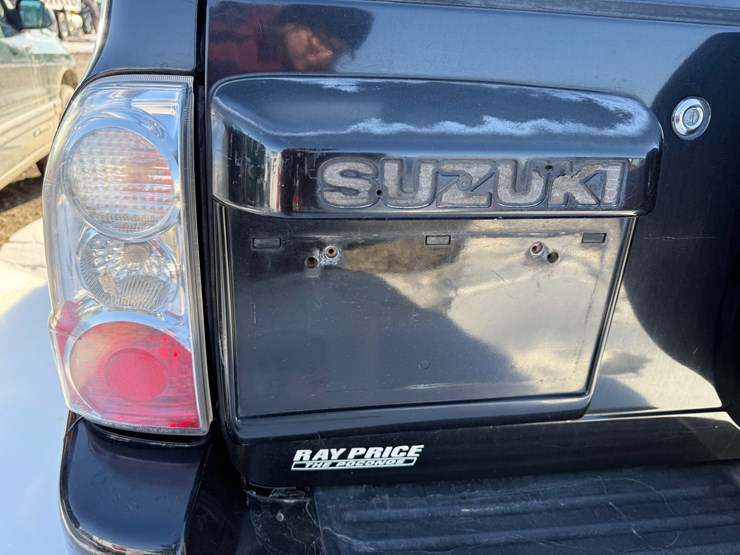 2005-suzuki-xl7-image-7