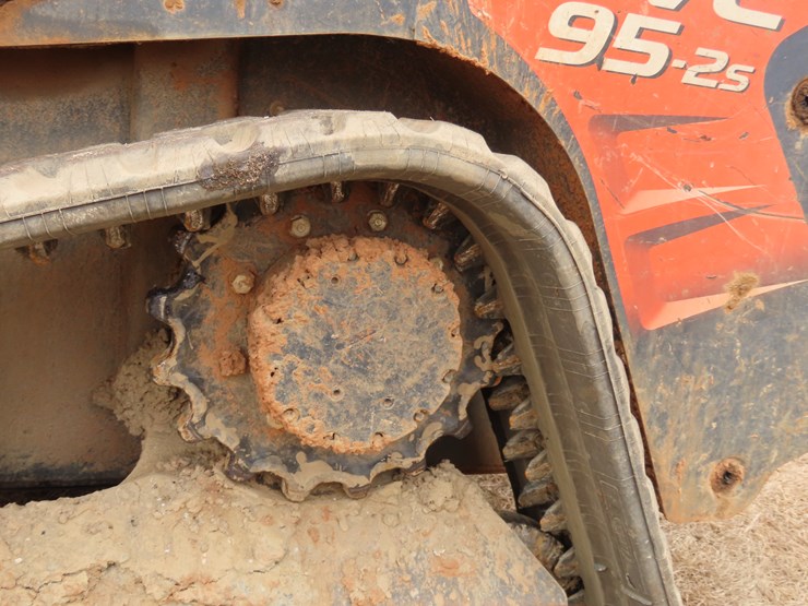 2019-kubota-svl95-2s-image-11