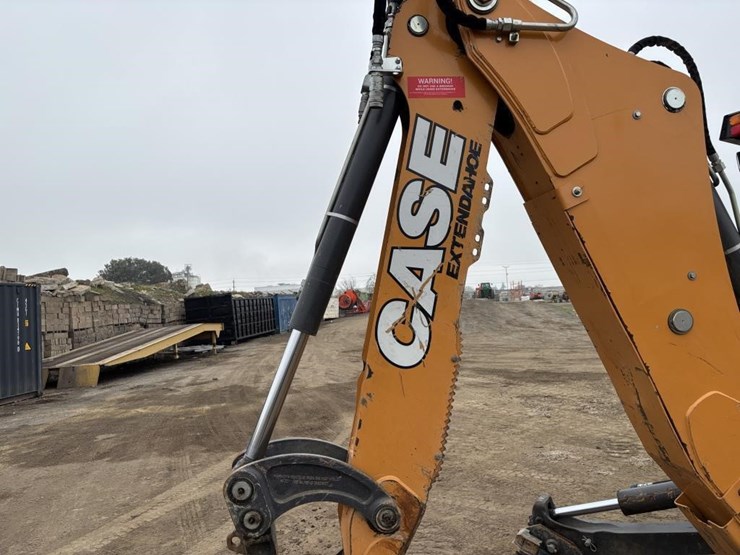 2018-case-580sn-image-22