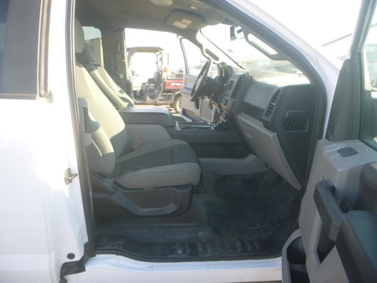 2019-ford-f150-image-9