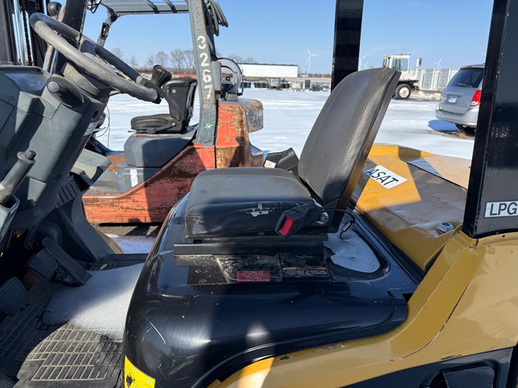 caterpillar-c5000-image-24