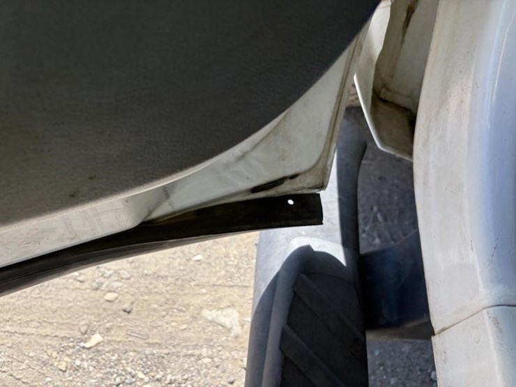 2011-ford-f250-image-18