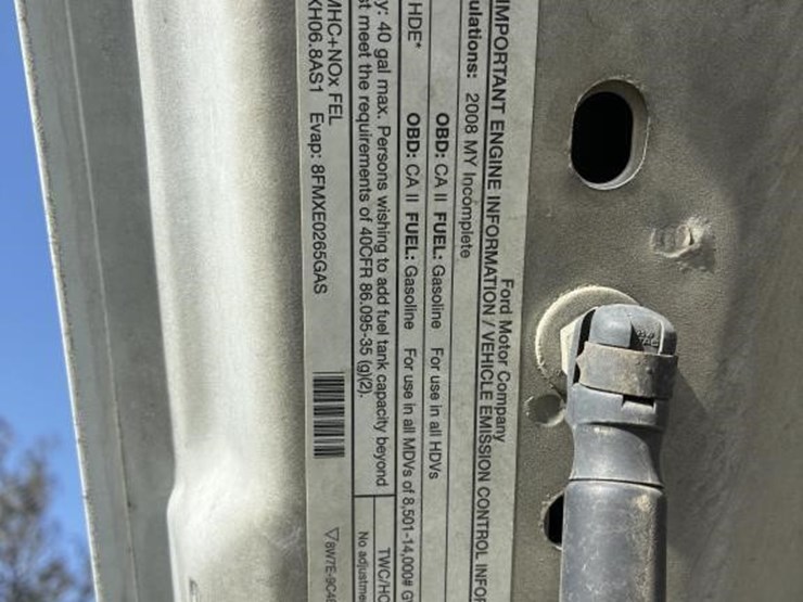 2008-ford-f350-image-9