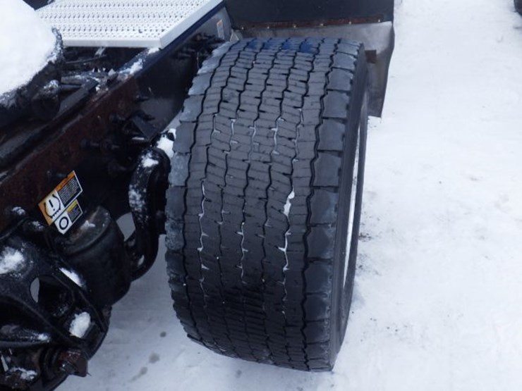 2020-peterbilt-579-image-6