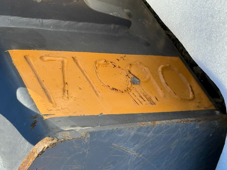 #70-•-volvo-bucket-inv#-35082-image-5