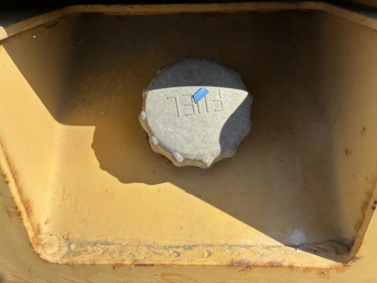 daewood-g25s-2-forklift-image-14