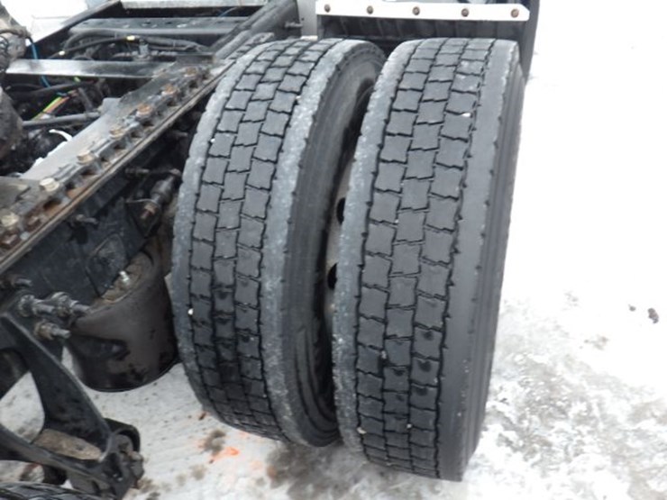 2015-international-prostar-image-8