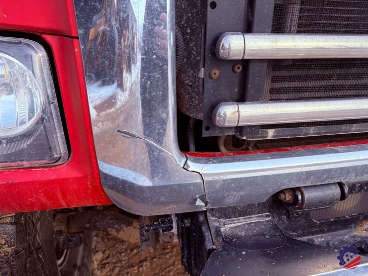 2017-mack-granite-gu713-image-12