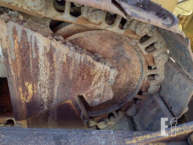 caterpillar-d6h-image-31