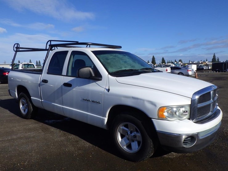 2003-dodge-ram-1500-image-2