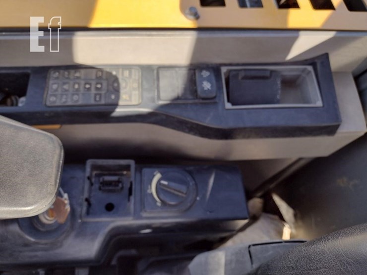 2016-volvo-ecr58d-image-9