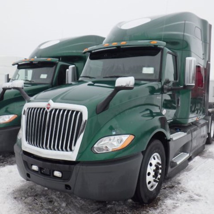 2021 INTERNATIONAL LT