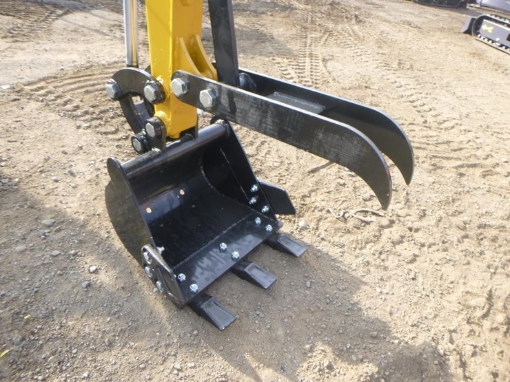 agt-h12r-hydraulic-excavator-image-9