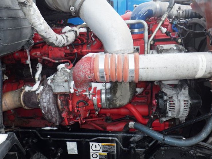 2019-peterbilt-579-image-32