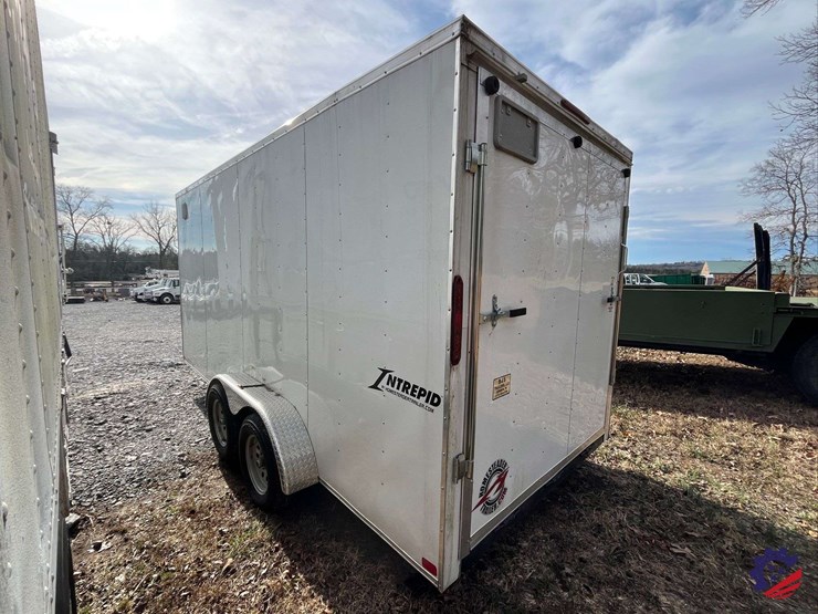 2023-homesteader-16’-enclosed-tag-trailer-image-2