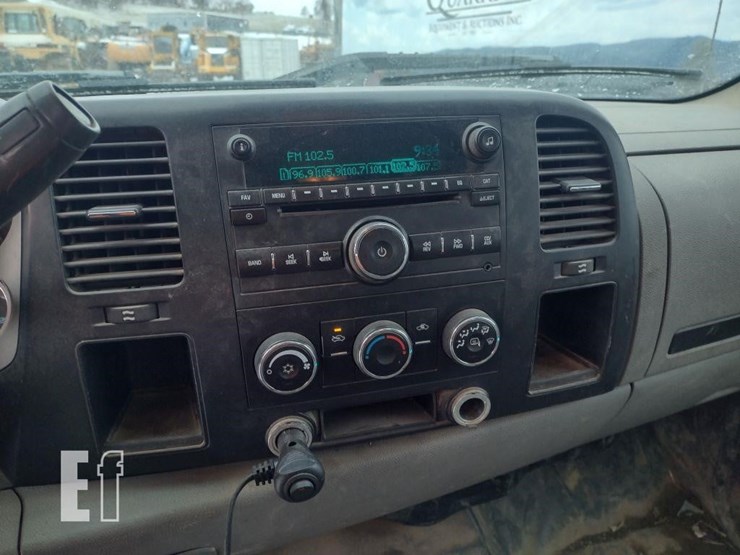 2008-gmc-3500-image-10