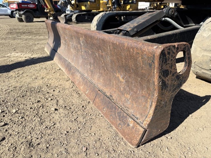 2022-caterpillar-303.5-image-14