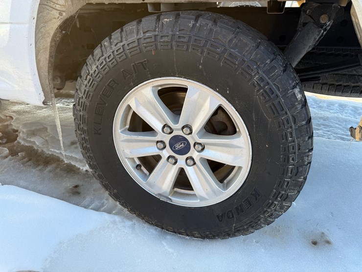 2018-ford-f150-xl-image-5