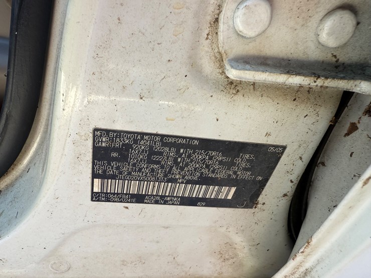 2005-toyota-rav4-image-18